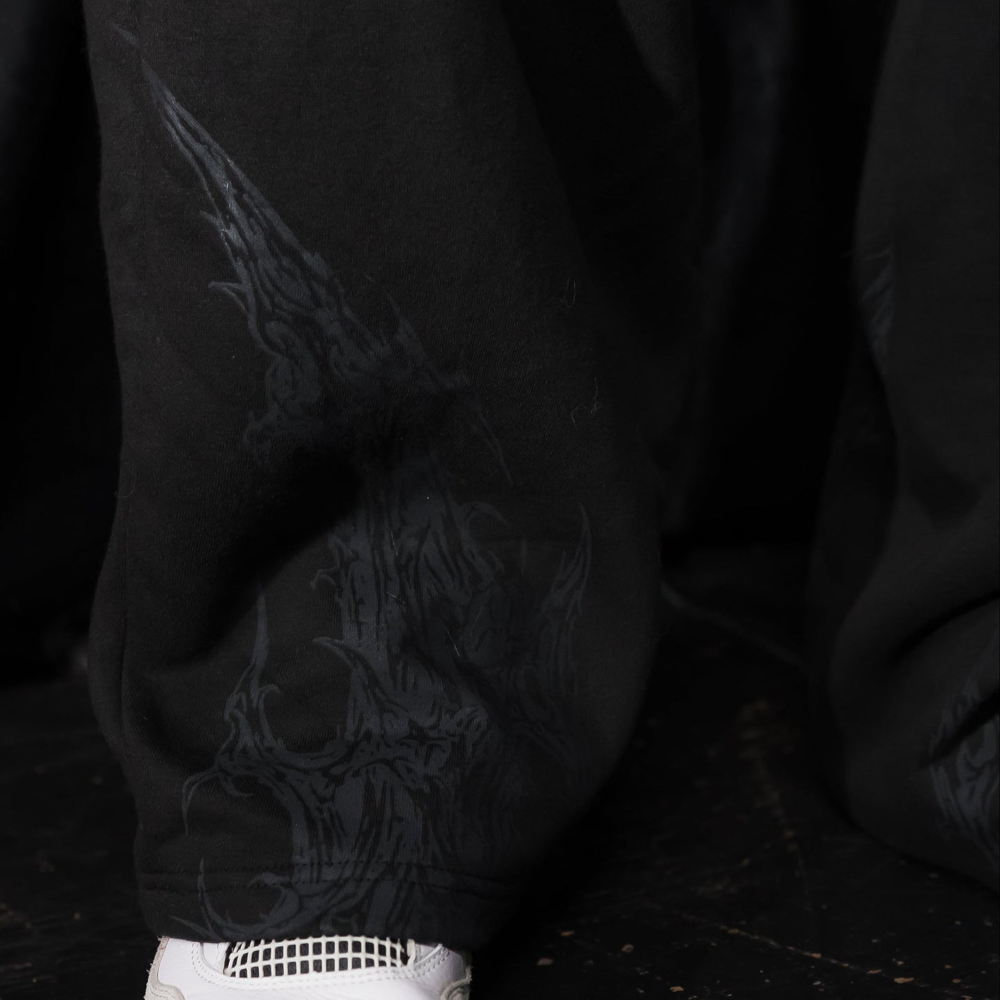 "CLOVER" SWEATS